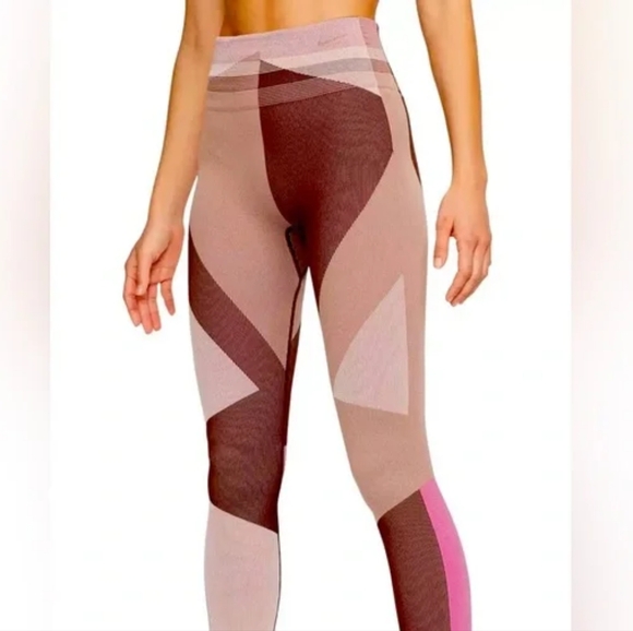 Nike leggings bnwt - Picture 7 of 7